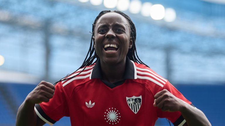 Brima celebra el primer gol del Deportivo Alavés ante el Valencia CF en la jornada 1 de la Liga F 2026/27