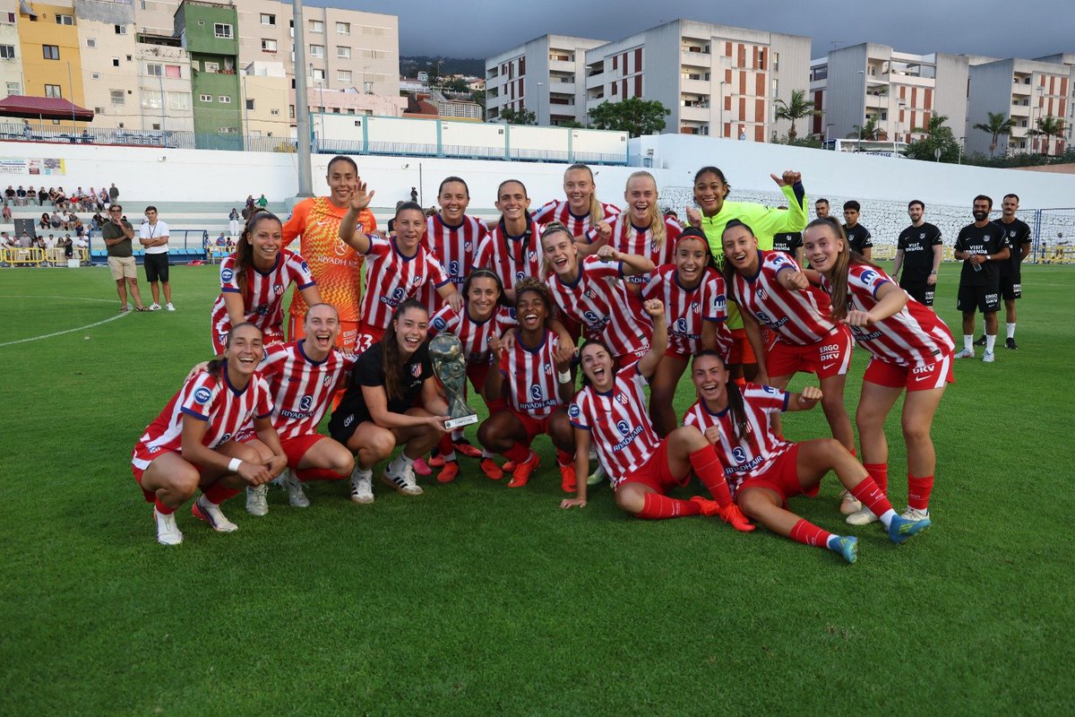 El Atlético de Madrid celebra el título del Trofeo Teide