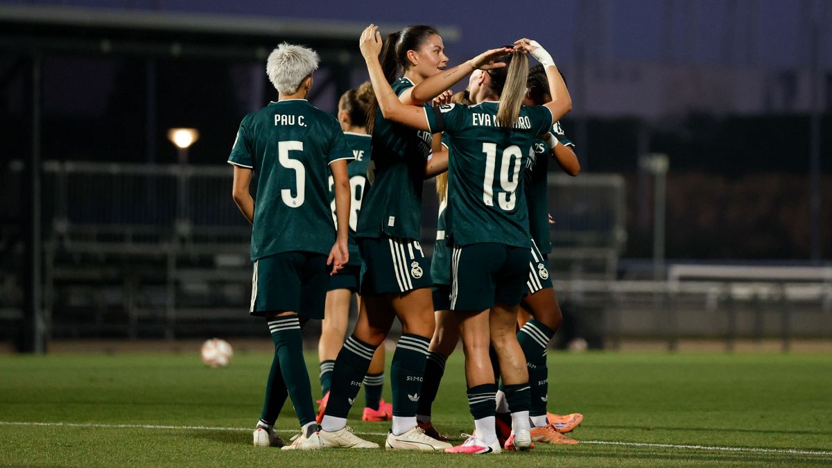 Jugadoras del Real Madrid Femenino celebran en la pretemporada 2026/27