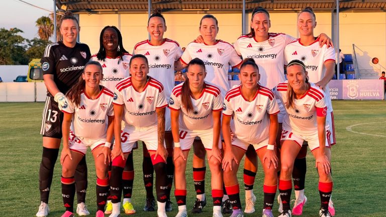 Jugadoras del Sevilla FC celebran un gol en la semifinal de la Copa Andalucía
