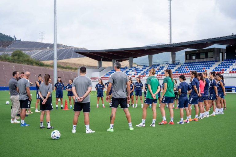 Primer entrenamiento de pretemporada de la SD Eibar Femenino 2026/27 en Areitio
