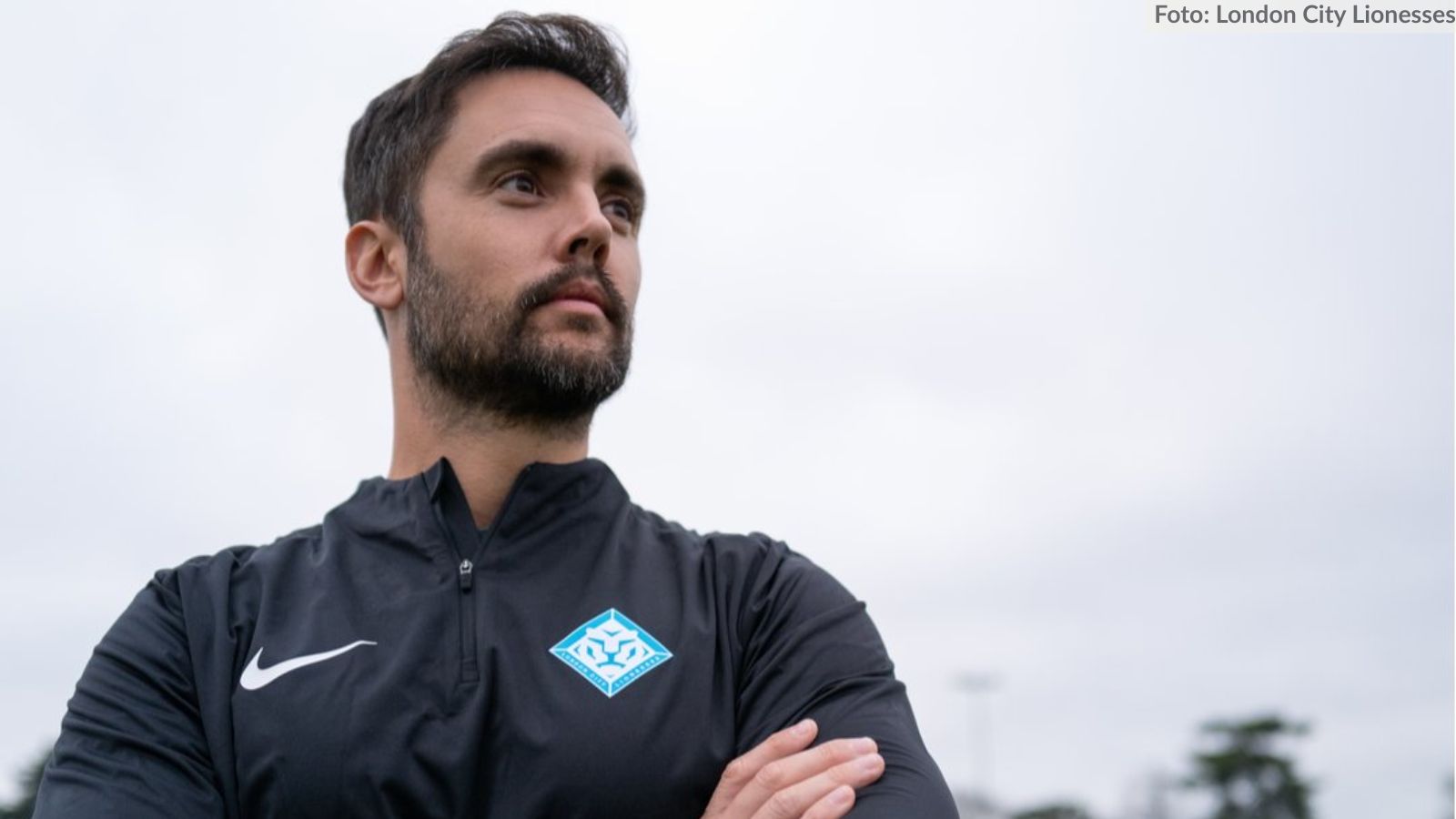 Eder Maestre, entrenador del London City Lionesses