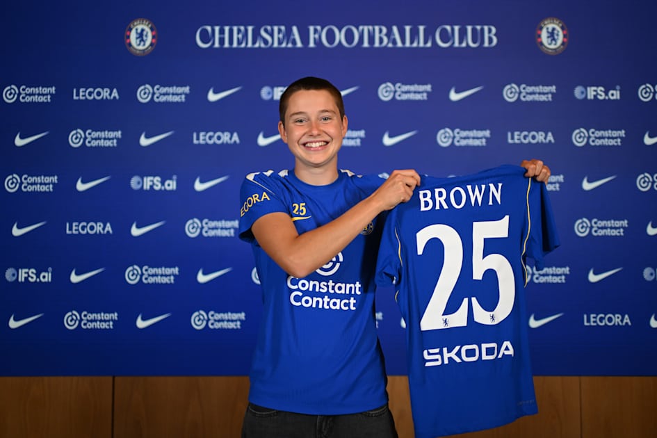 Lola Brown renueva con el Chelsea hasta 2029