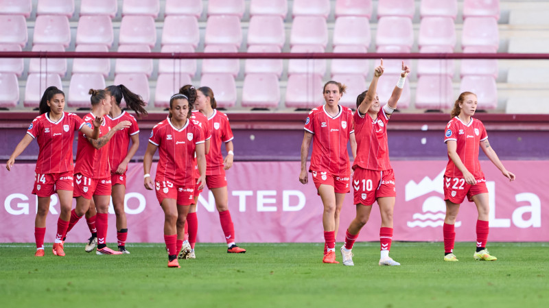 Isina y Ana Franco encarrilan la victoria del Logroño United pese al susto final del Valencia