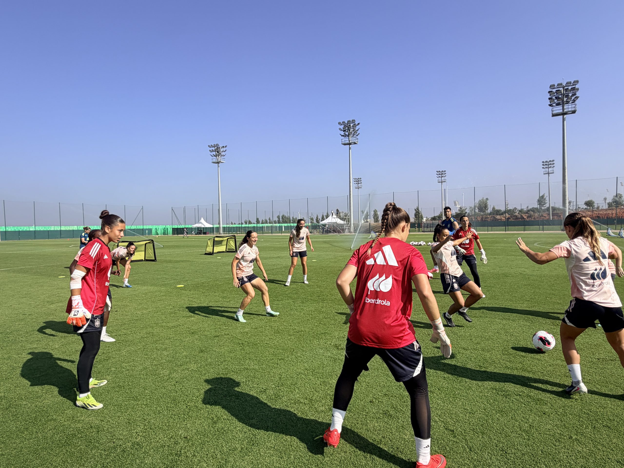 La selección española sub-17 femenina entrena en Marruecos antes de su debut en el Mundial ante México
